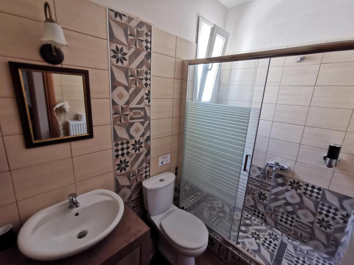 Hostal Palio Armonia PalaiónTsiflíkion Exterior foto